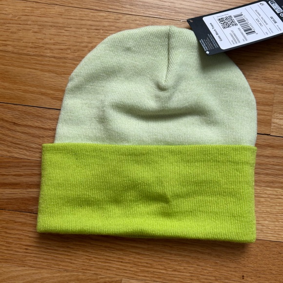 Arc’Teryx Beanie main image 5